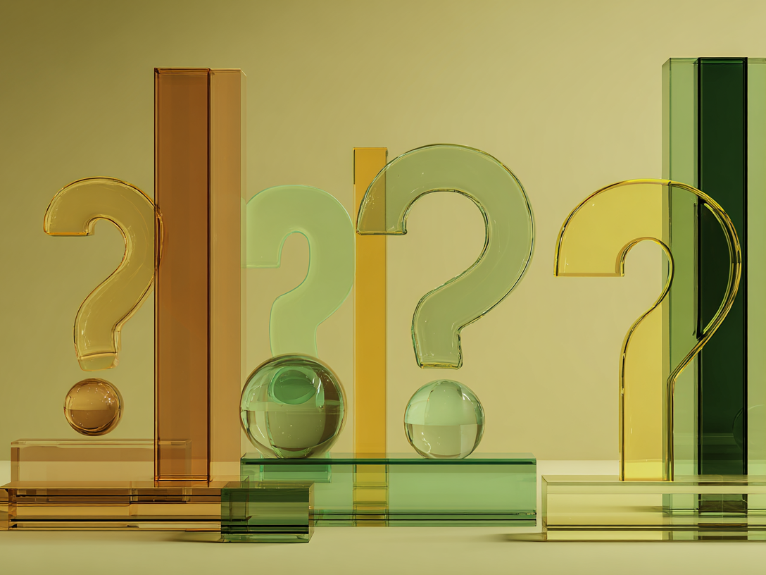 Empfehlung zielführender Bewertungskriterien ditlogiegmbh simplistic abstract glass artwork of question ma 7f2e4aba 3443 47d2 8c90 3823a5f9a3ec 0